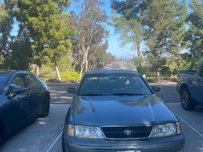 Used 1999 Toyota Avalon XL