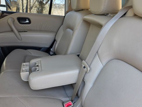 Used 2018 Nissan Armada SL w/ Premium Package image 8