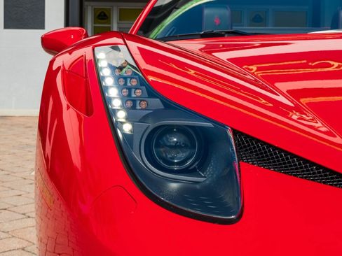 Used 2015 Ferrari 458 Spider image 8