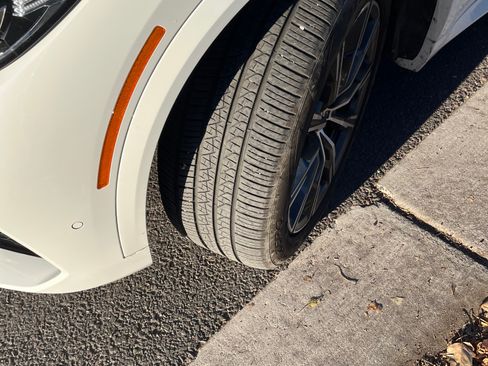 Used 2021 BMW X5 xDrive45e w/ M Sport Package image 14