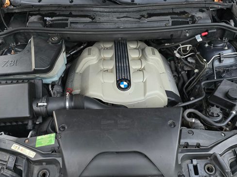 Used 2005 BMW X5 4.4i image 12