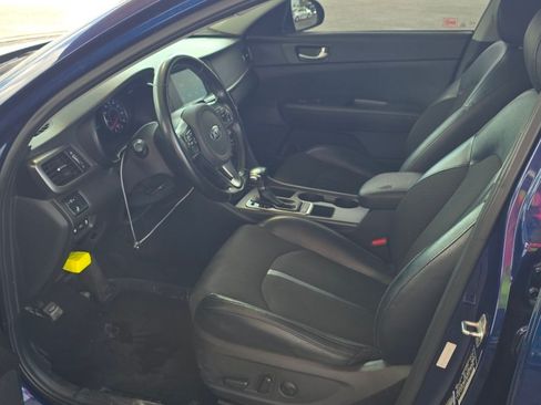 Used 2018 Kia Optima S image 8