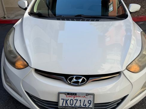 Used 2014 Hyundai Elantra Limited image 9