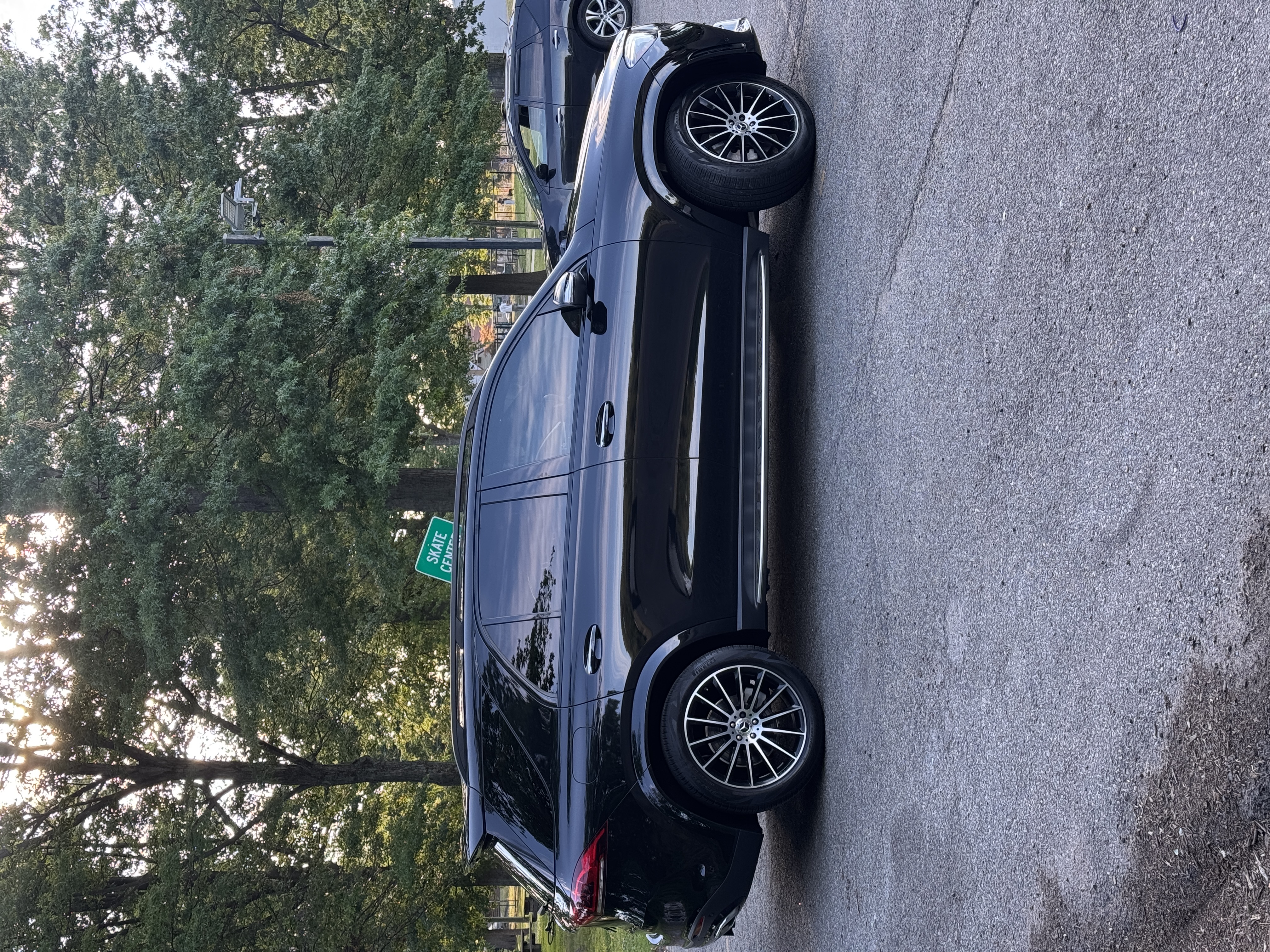 Used 2022 Mercedes-Benz GLE 350 4MATIC image 5