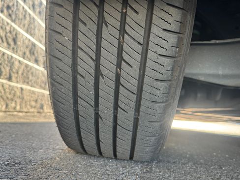 Used 2021 Toyota Prius Prime XLE image 15