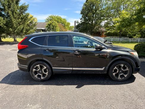 Used 2017 Honda CR-V Touring image 4