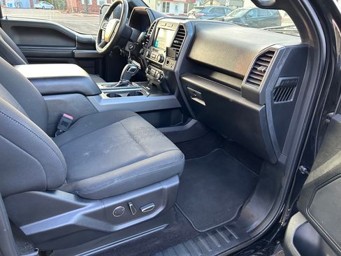 Used 2018 Ford F150 XLT w/ Equipment Group 302A Luxury image 16