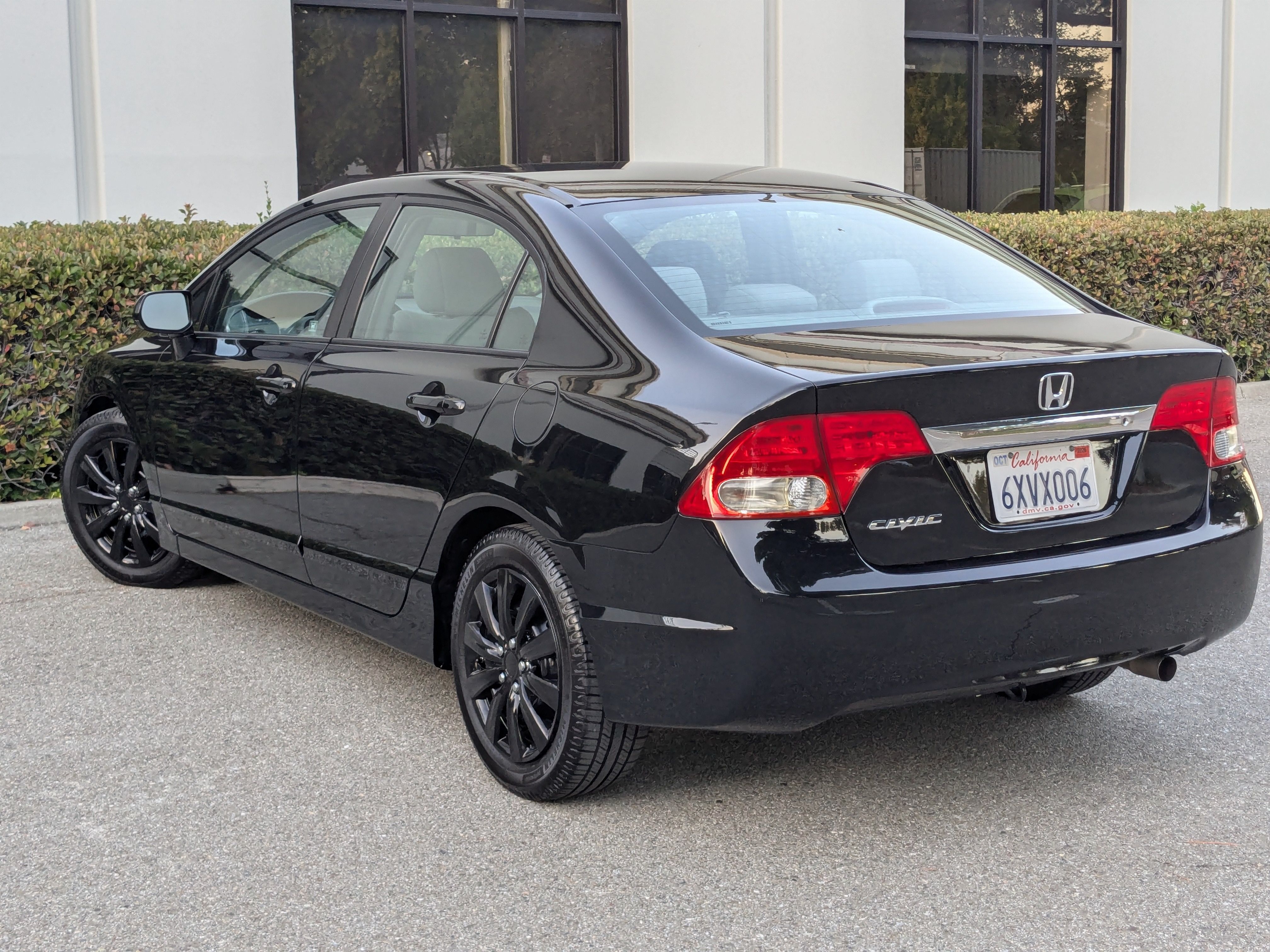 Used 2010 Honda Civic LX image 8