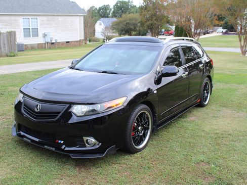 Used 2011 Acura TSX Sport Wagon image 4