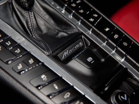 Used 2021 Porsche Macan GTS image 23