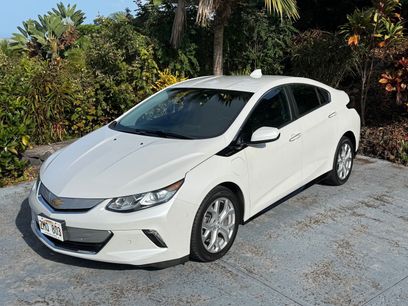 Used 2017 Chevrolet Volt Premier w/ Driver Confidence II Package
