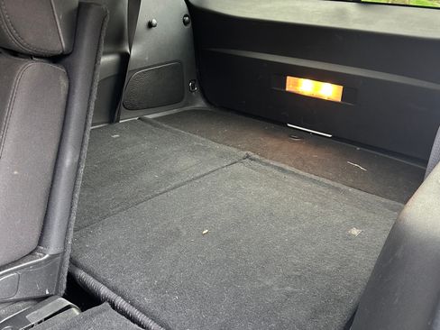 Used 2017 Dodge Journey SE w/ Flexible Seating Group FWD image 5