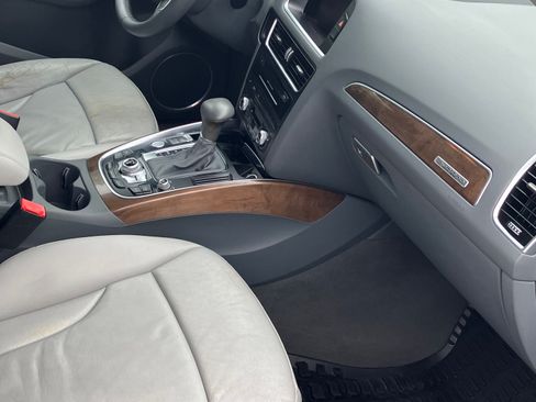 Used 2016 Audi Q5 2.0T Premium Plus w/ Technology Package image 11