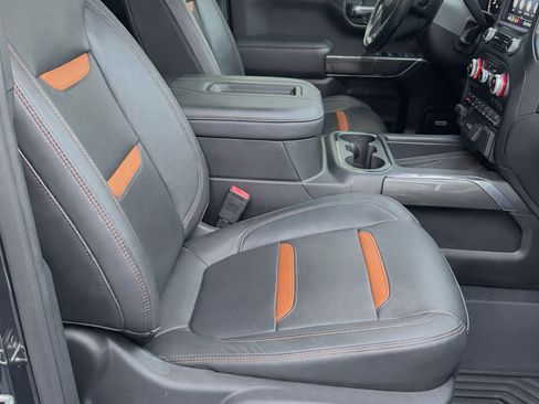 Used 2020 GMC Sierra 1500 AT4 w/ AT4 Premium Package image 5