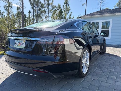 Used 2014 Tesla Model S image 2