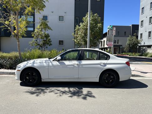 Used 2015 BMW 320i Sedan image 4