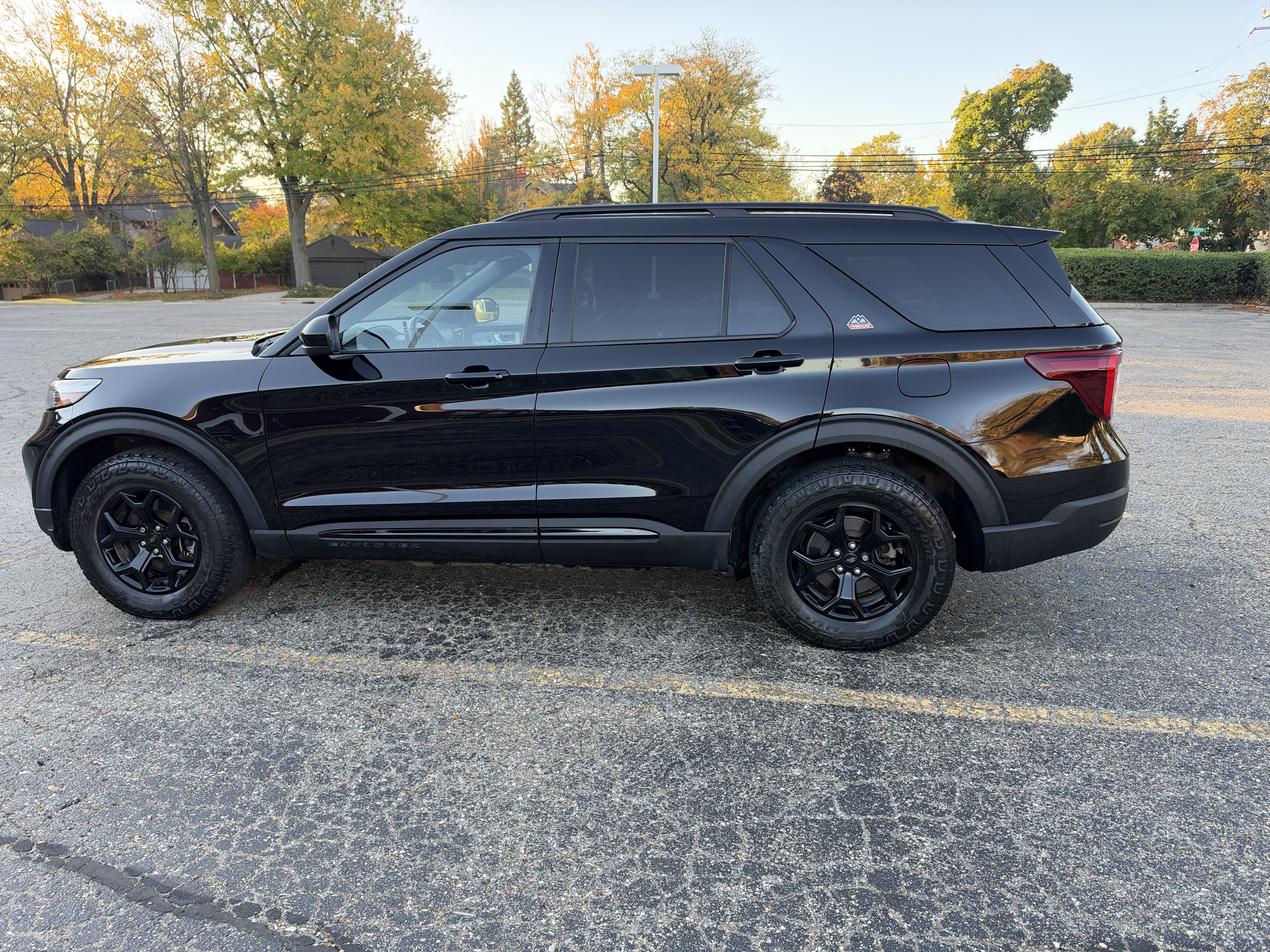 Used 2023 Ford Explorer Timberline w/ Timberline Technology Package AWD/4WD image 11