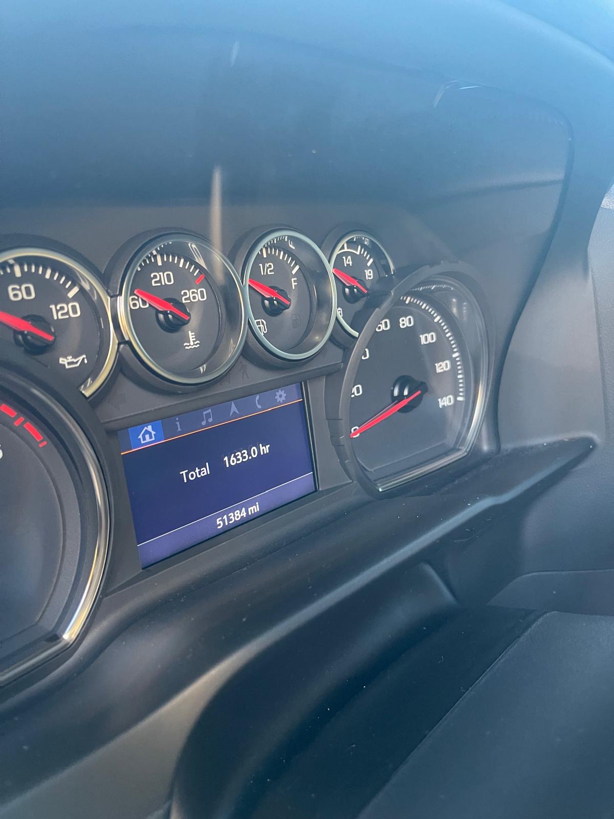 Used 2022 Chevrolet Silverado 1500 LT Trail Boss w/ LT Trail Boss Premium Package AWD/4WD image 10