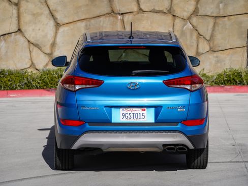 Used 2017 Hyundai Tucson Sport w/ Cargo Package image 15
