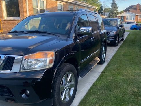 Used 2011 Nissan Armada Platinum image 2