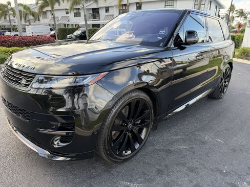 Used 2023 Land Rover Range Rover Sport First Edition image 5
