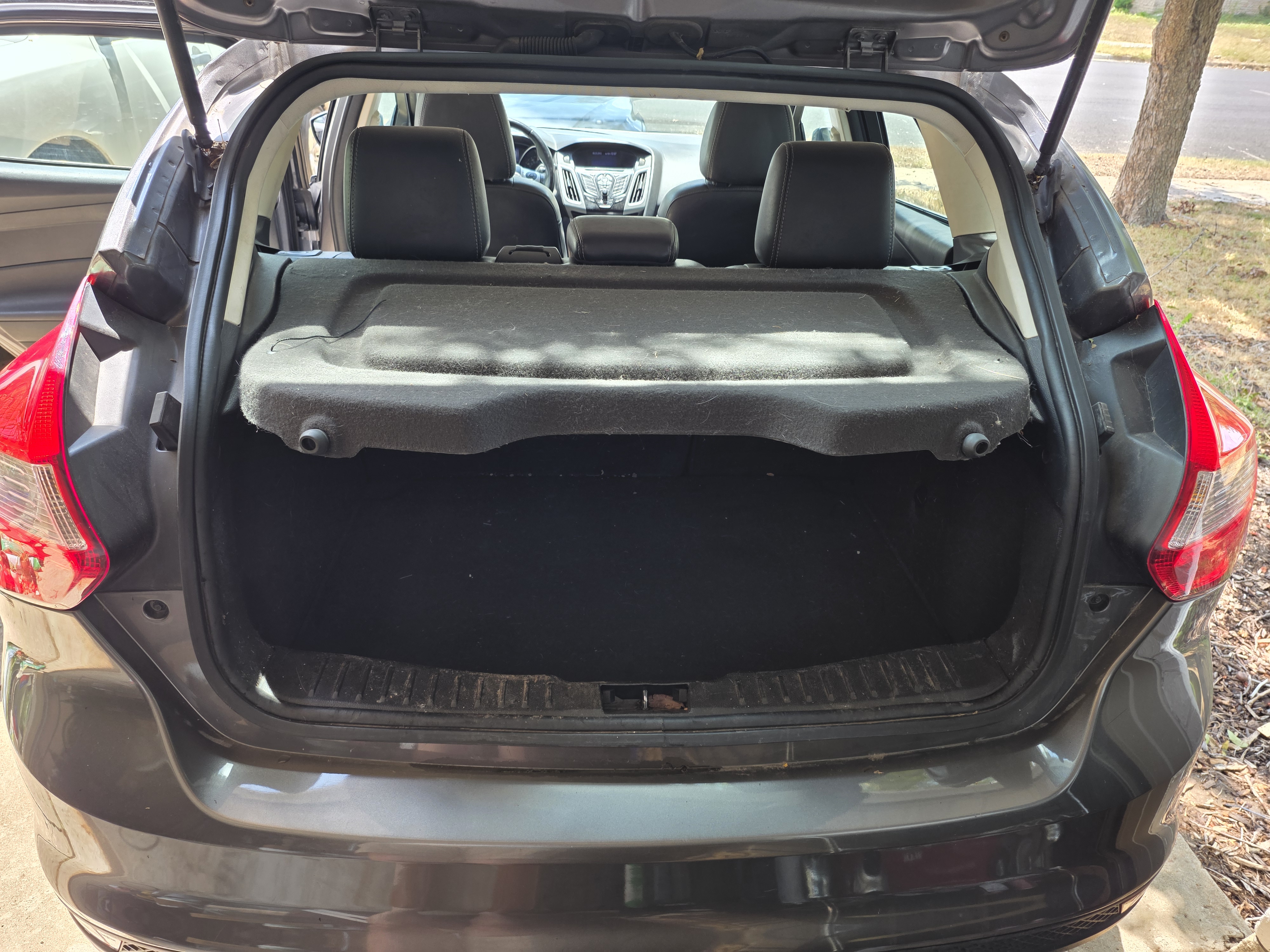 Used 2013 Ford Focus SE FWD image 18