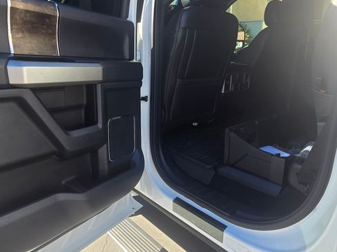 Used 2022 Ford F350 Lariat w/ Tremor Off-Road Package image 21