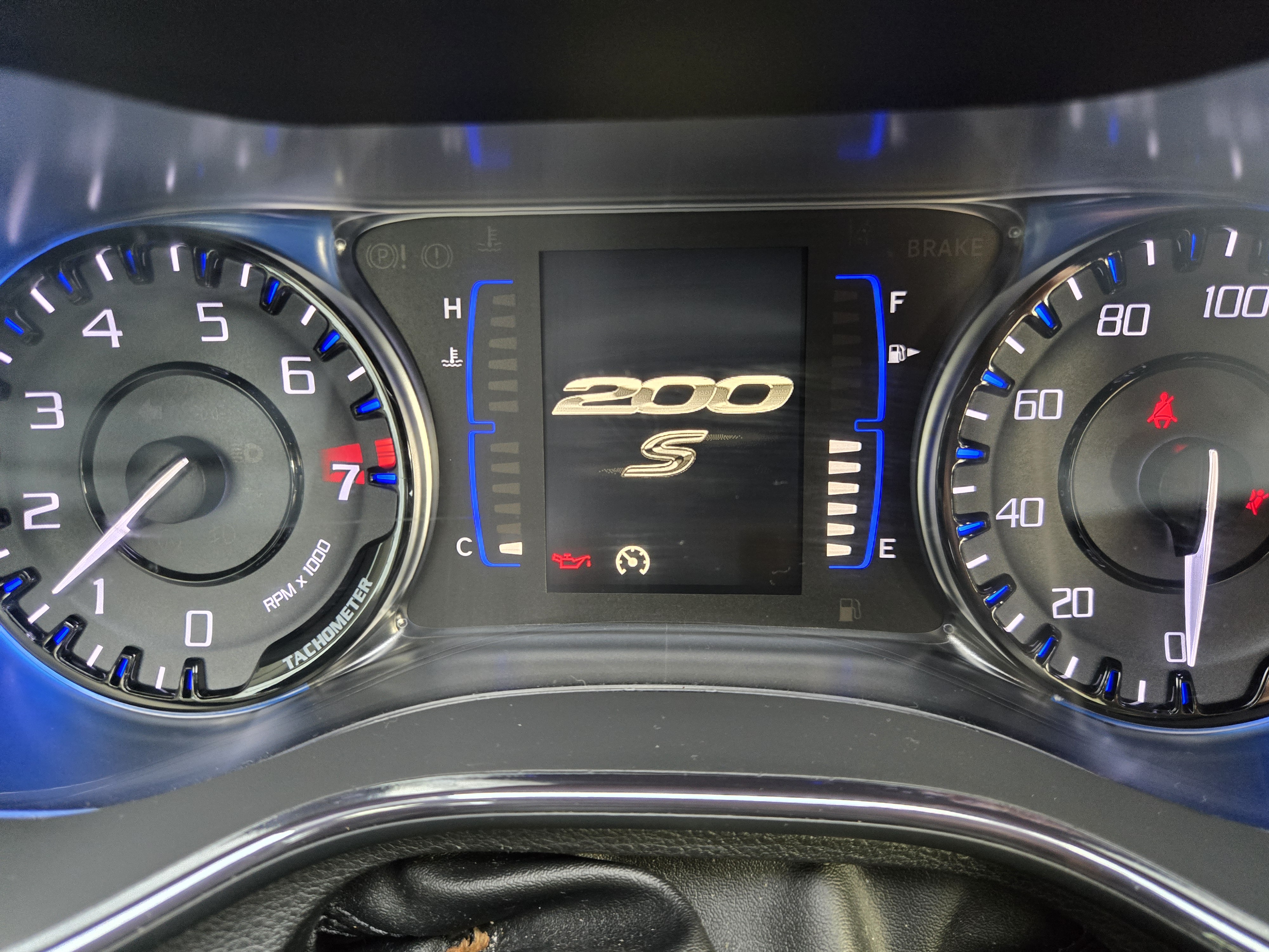 Used 2016 Chrysler 200 S w/ Comfort Group FWD image 11