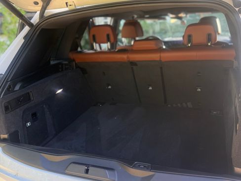 Used 2024 BMW X5 sDrive40i w/ Premium Package RWD image 9