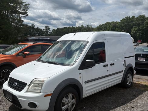 Used 2011 Ford Transit Connect XLT FWD image 1