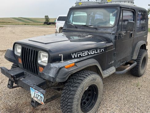 Used 1995 Jeep Wrangler SE AWD/4WD image 1