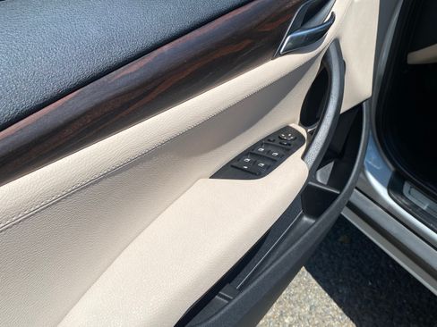 Used 2015 BMW X1 sDrive28i image 12