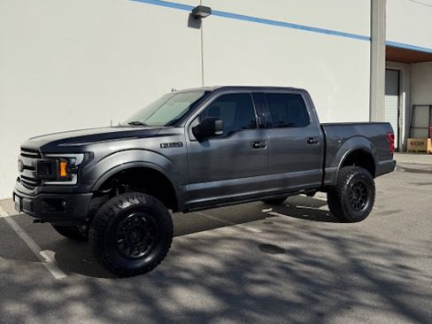 Used 2018 Ford F150 XLT w/ Equipment Group 302A Luxury image 6