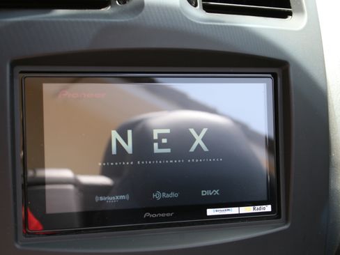 Used 2006 Cadillac XLR image 13