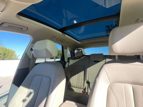 Used 2018 Audi Q5 2.0T Premium Plus w/ Premium Plus Package image 10