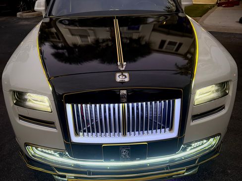 Used 2013 Rolls-Royce Ghost image 1