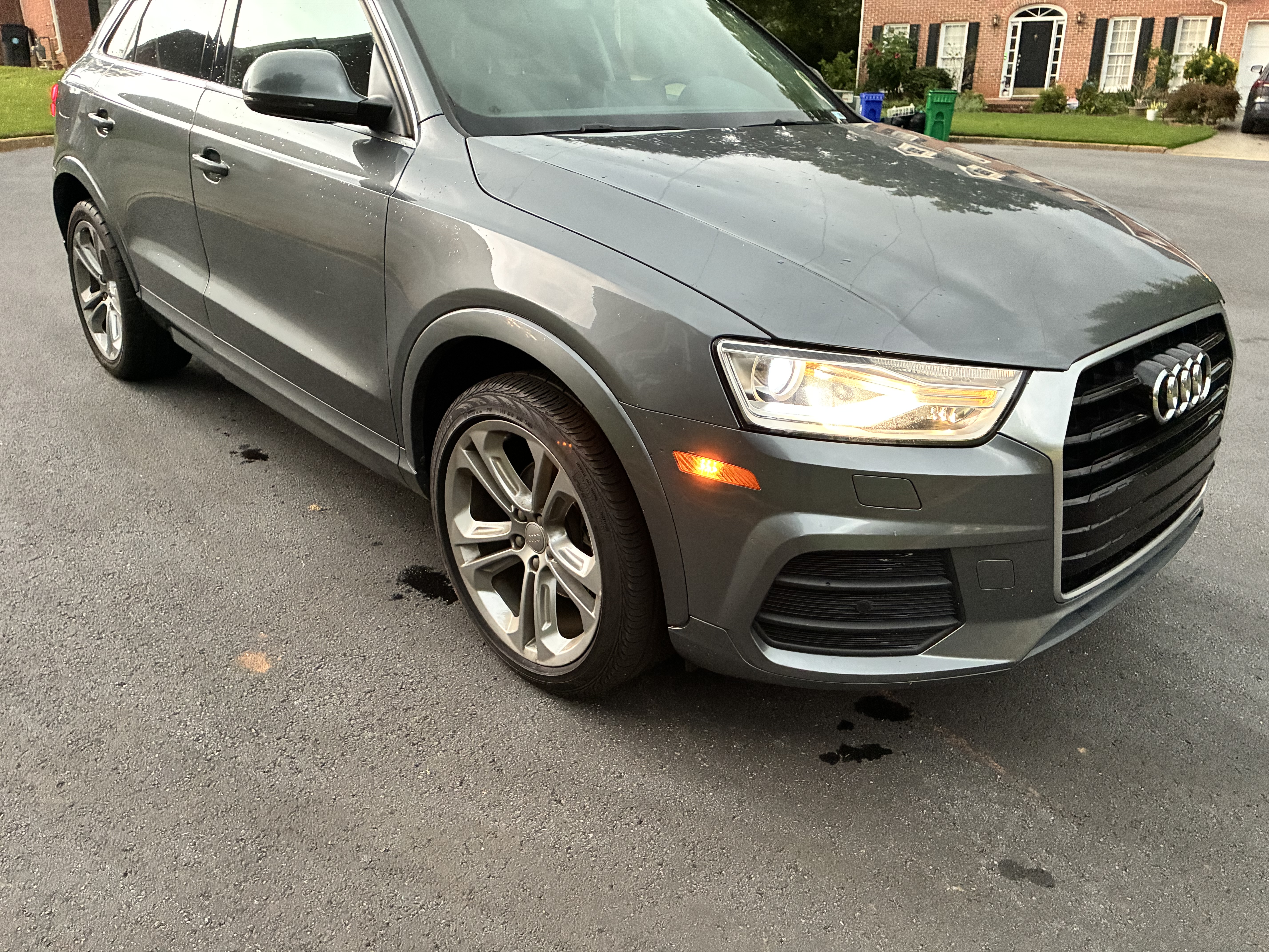 Used 2016 Audi Q3 2.0T Premium Plus w/ Technology Package FWD image 8