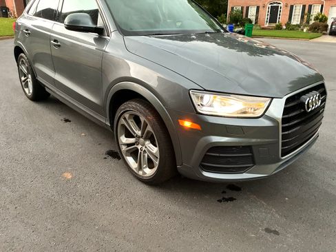 Used 2016 Audi Q3 2.0T Premium Plus w/ Technology Package FWD image 8