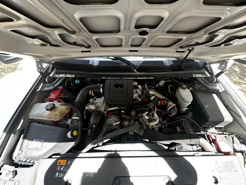Used 2013 Chevrolet Silverado 2500 LTZ w/ LTZ Plus Package AWD/4WD image 15