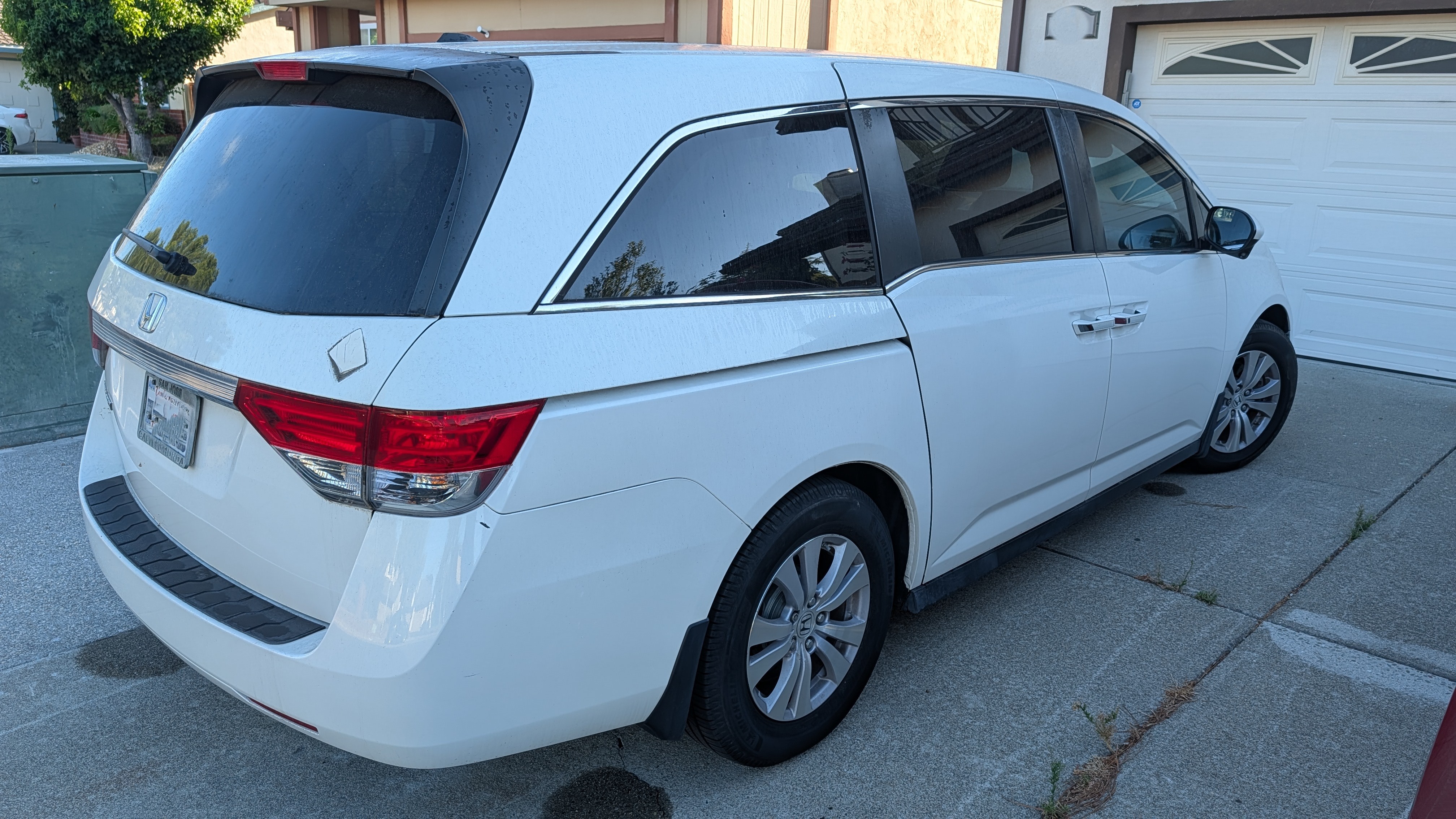 Used 2015 Honda Odyssey EX-L image 2