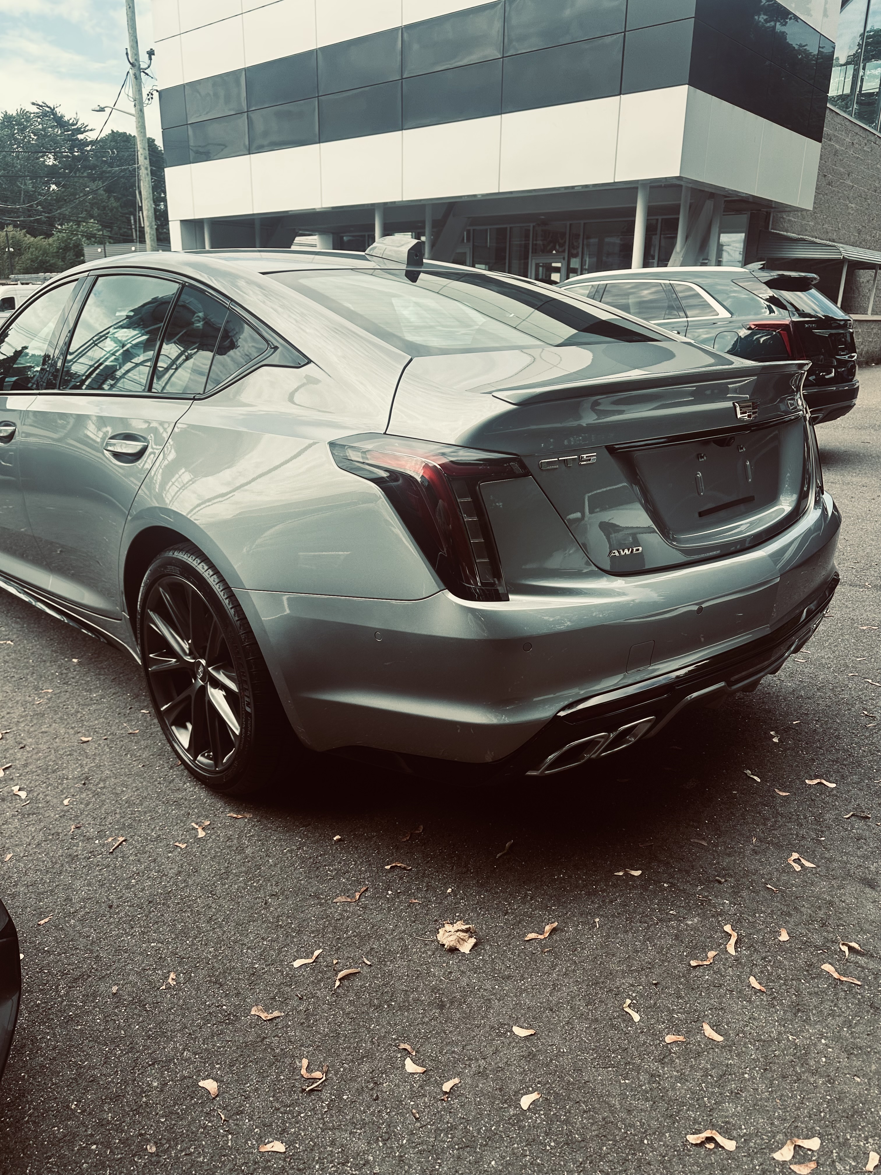 Used 2026 Cadillac CT5 V w/ Platinum Package AWD/4WD image 9