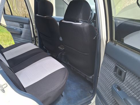 Used 1993 Toyota 4Runner SR5 AWD/4WD image 11