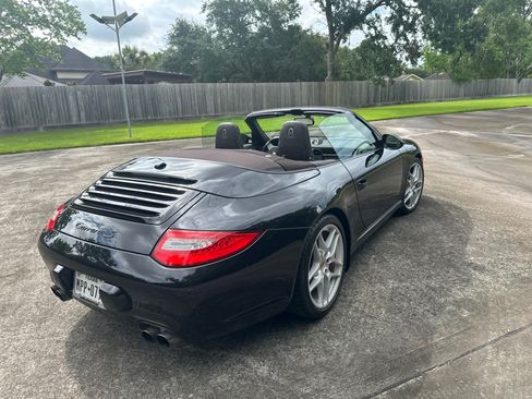 Used 2010 Porsche 911 Carrera S RWD image 13