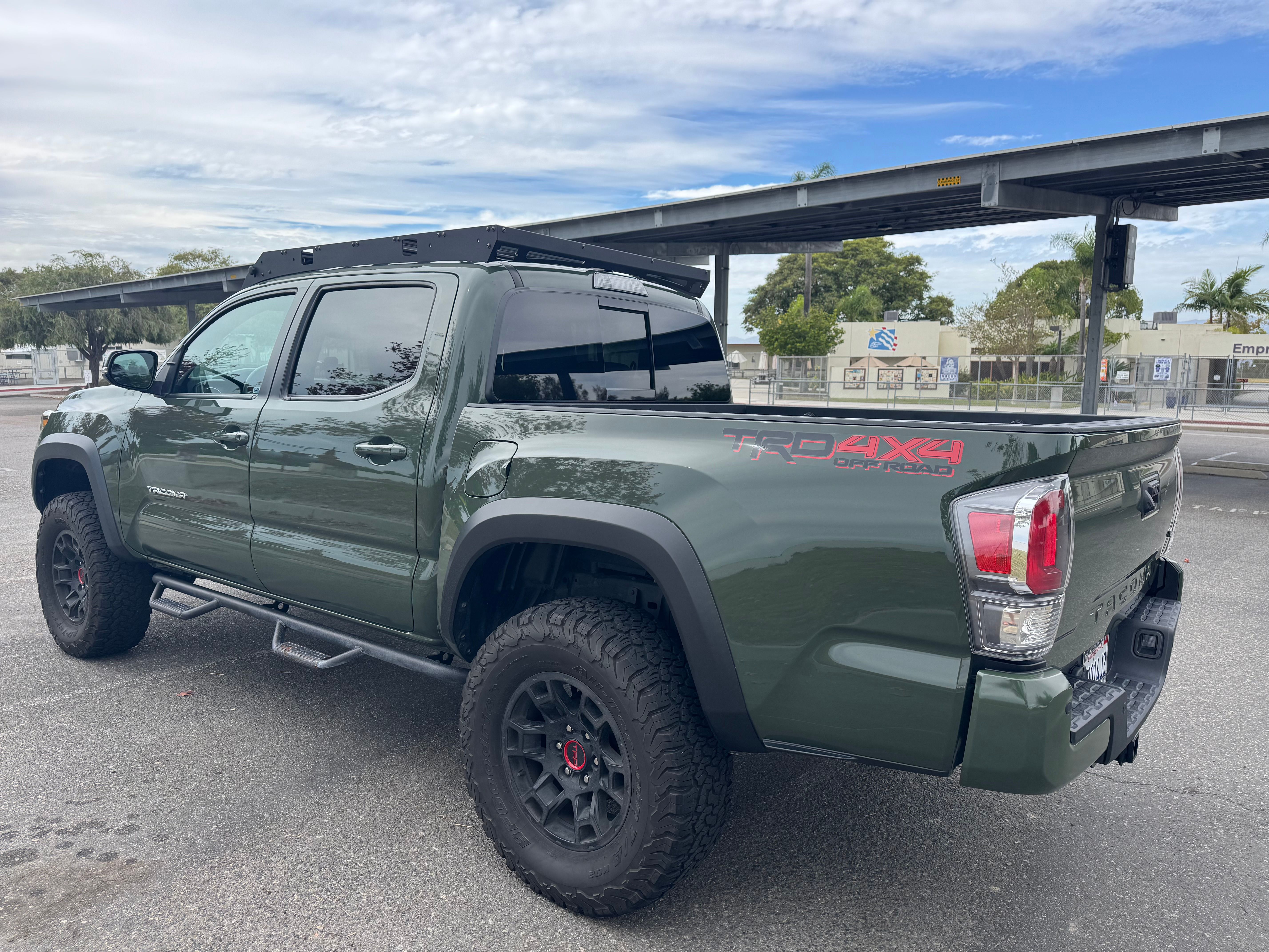Used 2022 Toyota Tacoma TRD Off-Road w/ TRD Premium Off Road Package AWD/4WD image 8