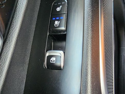 Used 2022 Kia Telluride SX w/ SX Prestige Package image 25