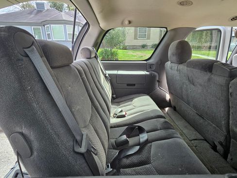 Used 2005 Chevrolet Tahoe LS w/ Preferred Equipment Group image 15