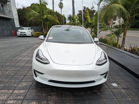 Used 2022 Tesla Model 3 Standard Sedan 4D image 2