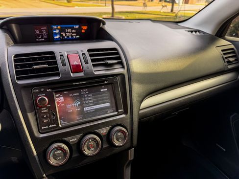 Used 2014 Subaru Forester 2.0XT Touring w/ Popular Package #2 image 4