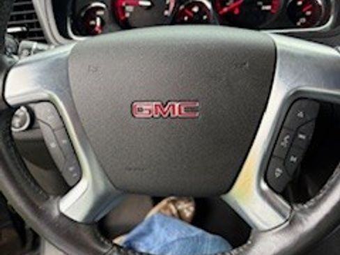 Used 2016 GMC Acadia SLE AWD/4WD image 14