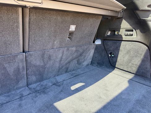 Used 2021 Mercedes-Benz GLS 450 4MATIC image 11